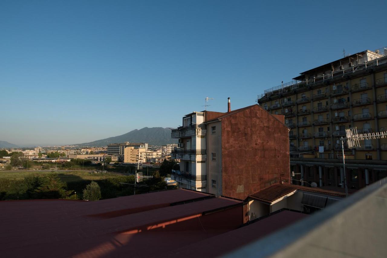 La Terrazza Di Mary Jane - Loft A 10 Min Da Napoli Hotel Casalnuovo Di Napoli Esterno foto